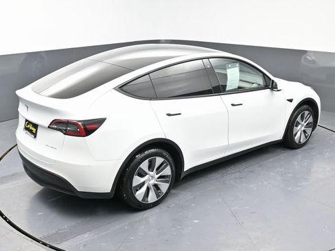 Used 2023 Tesla Model Y Long Range image 48