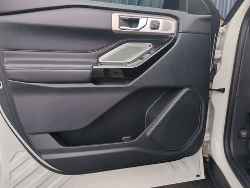 Certified 2022 Ford Explorer ST w/ Equipment Group 401A image 12