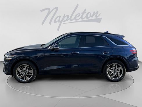 Used 2022 Genesis GV70 3.5T Sport w/ Sport Advanced Package AWD/4WD image 4