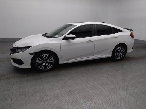 Used 2018 Honda Civic EX-T image 2