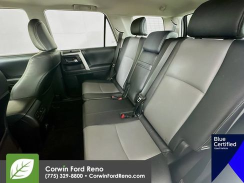 Used 2022 Toyota 4Runner SR5 Premium w/ Moonroof Package AWD/4WD image 29