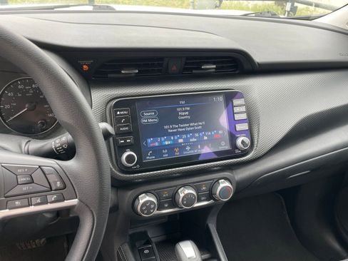 Used 2024 Nissan Kicks SV image 20