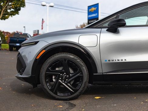 New 2026 Chevrolet Equinox EV RS image 32