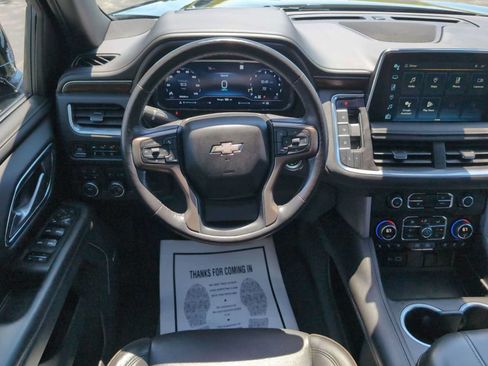 Used 2023 Chevrolet Suburban High Country AWD/4WD image 10