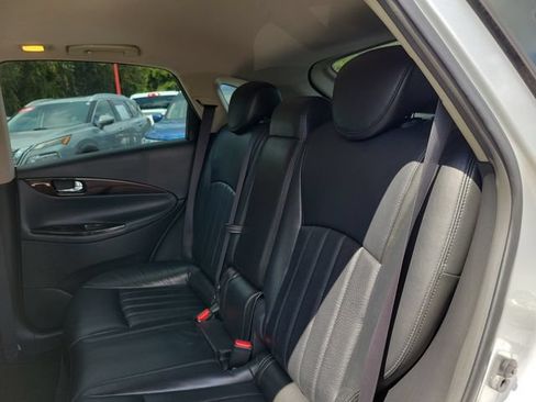 Used 2011 INFINITI EX35 Journey RWD image 11
