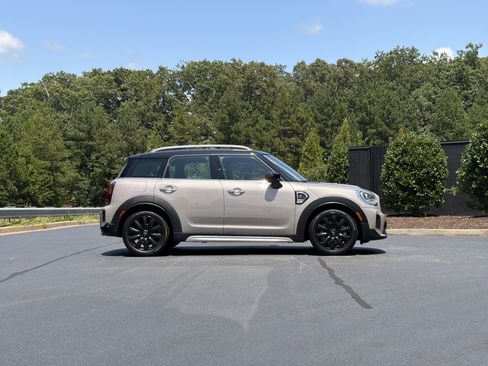 Used 2022 MINI Cooper Countryman S FWD image 5