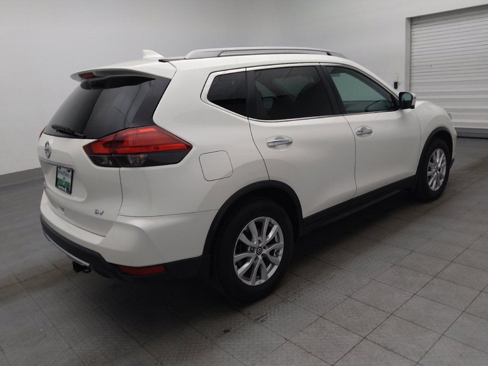 Used 2017 Nissan Rogue SV w/ SV Premium Package FWD image 10