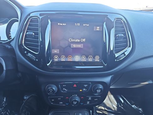 Used 2021 Jeep Compass Limited image 17