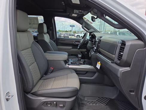 New 2026 Chevrolet Silverado 1500 ZR2 w/ LPO, Dark Essentials Package AWD/4WD image 16