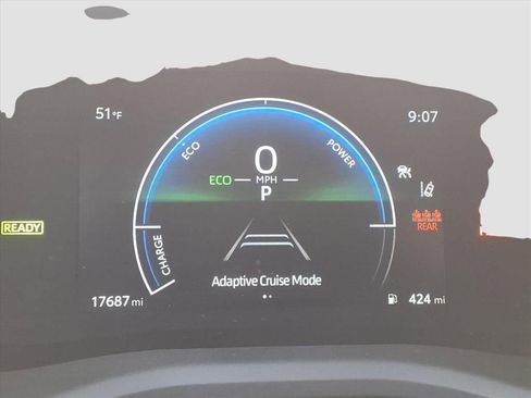 Used 2025 Toyota Camry SE image 32