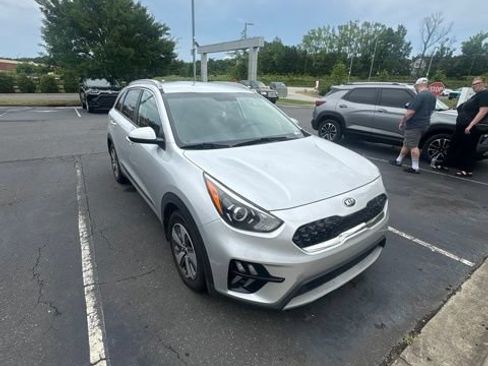 Used 2021 Kia Niro LX FWD image 3