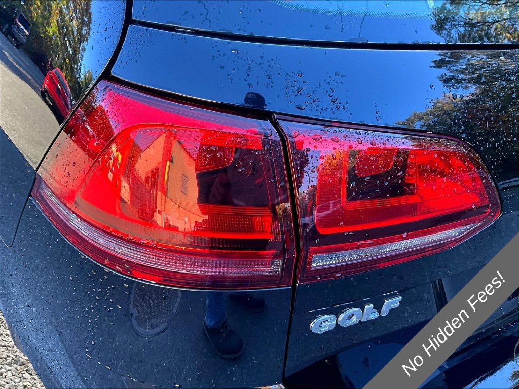 Used 2017 Volkswagen Golf S AWD/4WD image 26