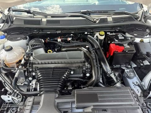 Used 2024 Lincoln Corsair FWD w/ Equipment Group 102A image 30