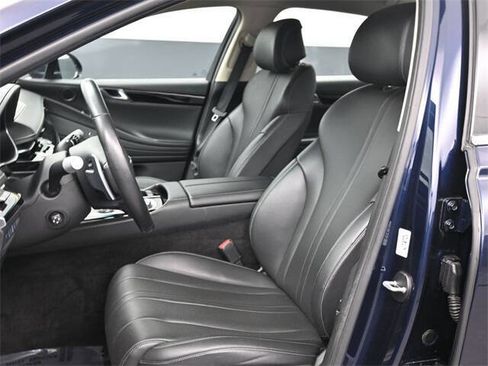 Used 2023 Genesis G80 2.5T image 9