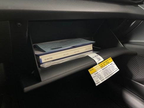 New 2026 Hyundai Elantra Sport image 27