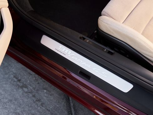 Used 2021 Porsche 911 Targa 4S image 29