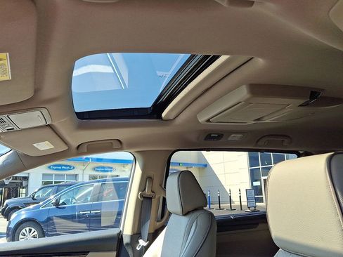Used 2022 Honda Odyssey Elite image 18