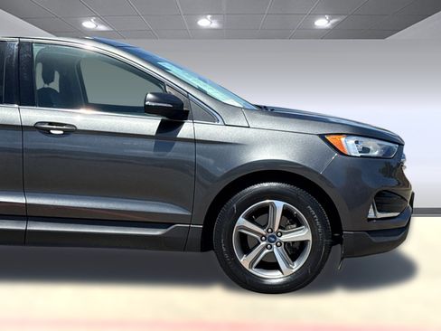 Used 2019 Ford Edge SEL w/ Equipment Group 201A FWD image 22