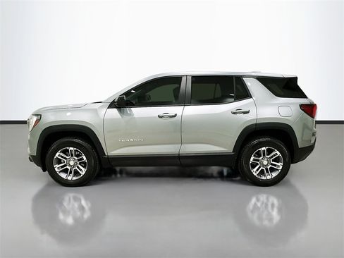 Used 2025 GMC Terrain Elevation image 4