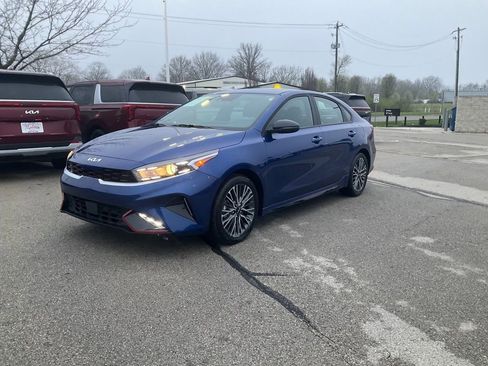 Used 2024 Kia Forte GT-Line w/ GT-Line Premium Package image 3