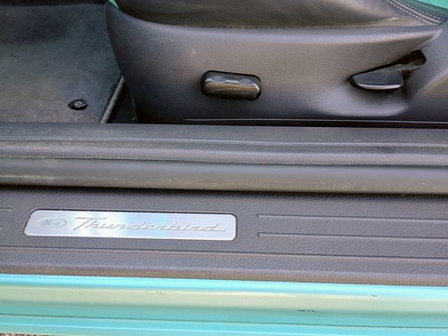 Used 2002 Ford Thunderbird RWD image 28