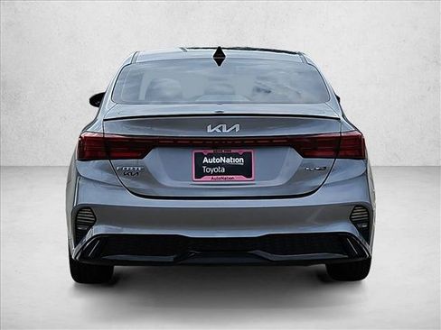 Used 2024 Kia Forte GT-Line FWD image 7