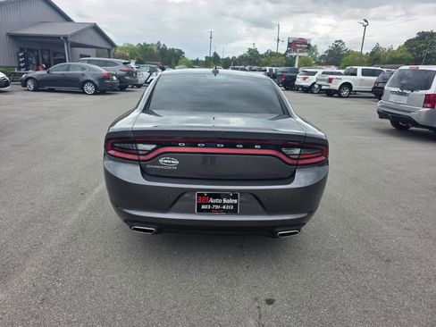 Used 2023 Dodge Charger SXT image 3
