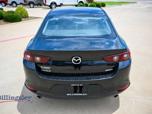 Used 2024 MAZDA MAZDA3 s FWD image 6