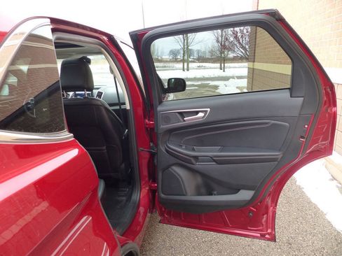 Used 2023 Ford Edge Titanium w/ Equipment Group 301A AWD/4WD image 38