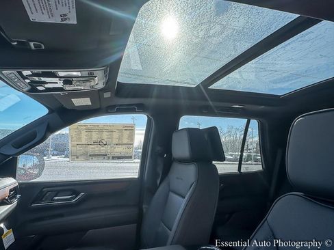 New 2026 GMC Yukon Denali w/ Denali Reserve Package image 11