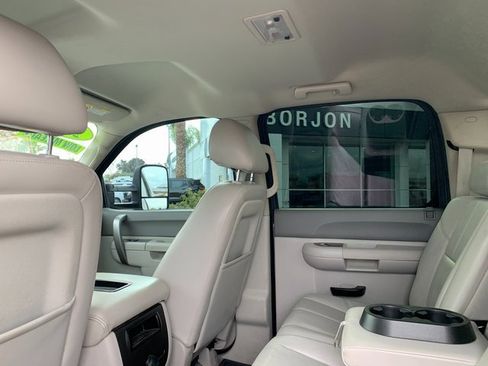 Used 2013 Chevrolet Silverado 3500 LT w/ Interior Plus Package image 13