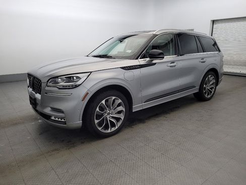 Used 2021 Lincoln Aviator Grand Touring w/ Equipment Group 301A image 2