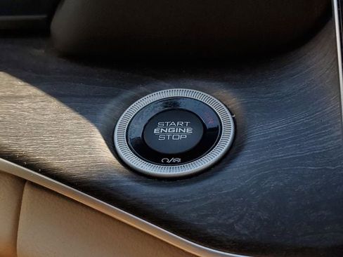 Certified 2022 Jeep Grand Cherokee L Limited image 37