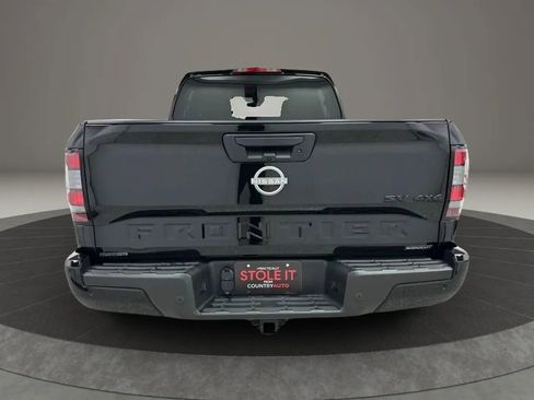 Used 2023 Nissan Frontier SV w/ Midnight Edition Package AWD/4WD image 4