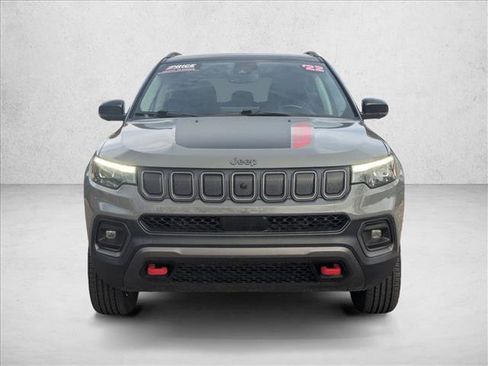 Used 2022 Jeep Compass Trailhawk w/ Trailhawk Elite Group image 2