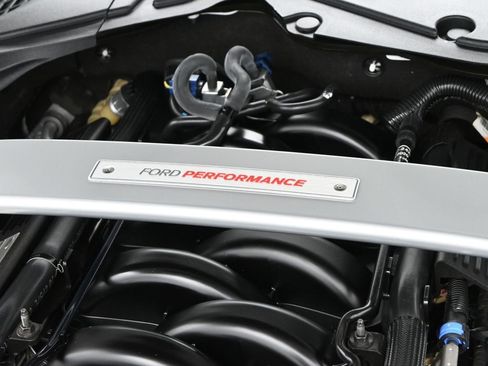 Used 2020 Ford Mustang Shelby GT350 w/ Technology Package image 14