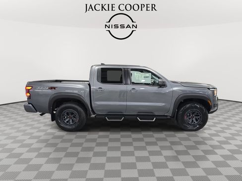 New 2026 Nissan Frontier PRO-4X w/ Pro-4x Convenience Package image 4