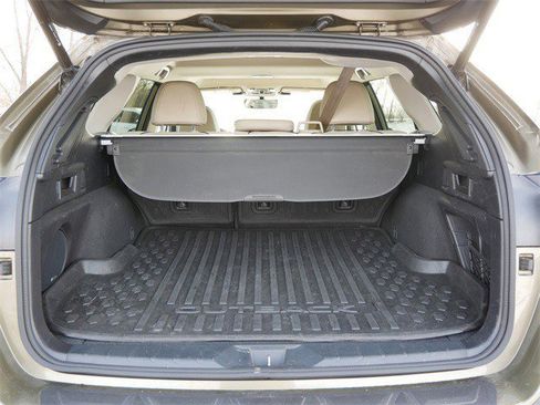 Used 2023 Subaru Outback Limited w/ Tech Package 3 image 16