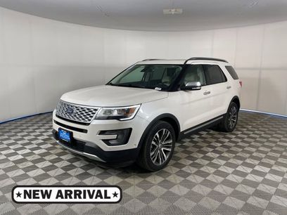 Used 2017 Ford Explorer Platinum