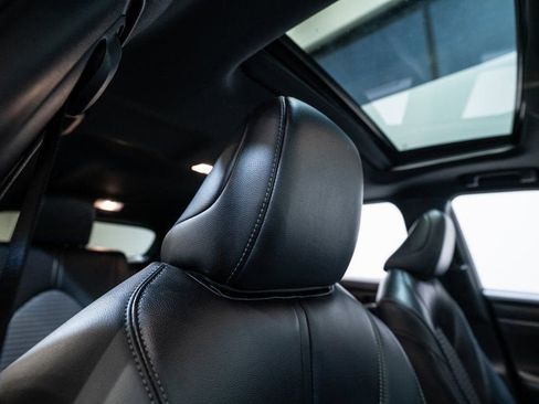 Used 2022 Toyota Highlander XSE image 16