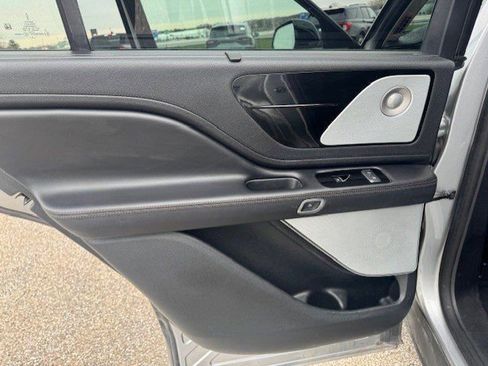 Used 2021 Lincoln Aviator Grand Touring w/ Equipment Group 302A AWD/4WD image 24