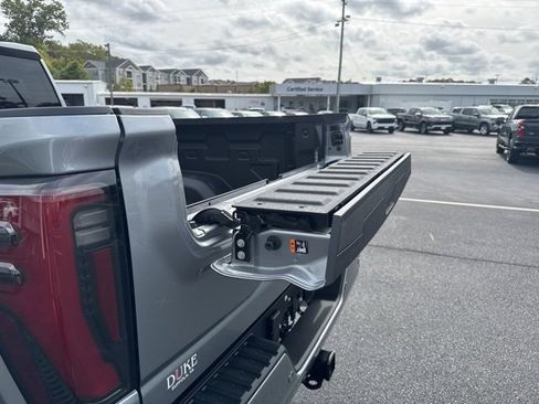 New 2026 GMC Sierra 2500 AT4 w/ AT4 Premium Plus Package image 15