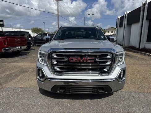 Used 2021 GMC Sierra 1500 SLT RWD image 2