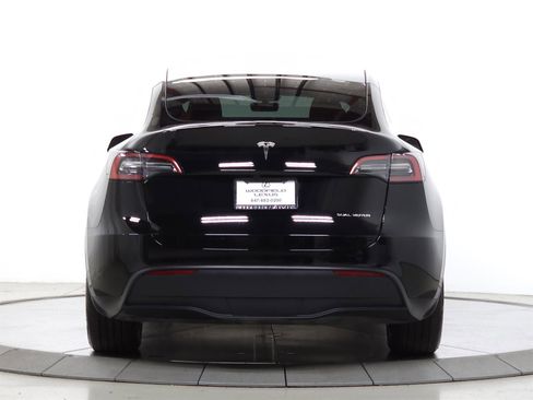 Used 2023 Tesla Model Y Long Range AWD/4WD image 6