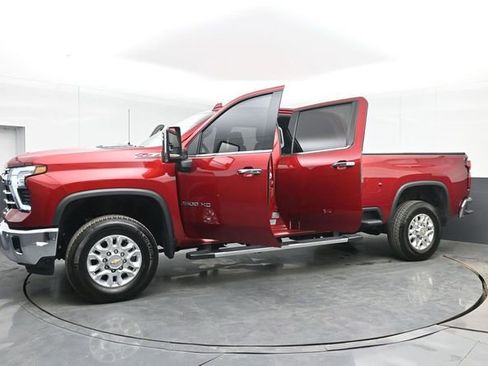 Used 2025 Chevrolet Silverado 2500 LTZ w/ LTZ Convenience Package AWD/4WD image 52