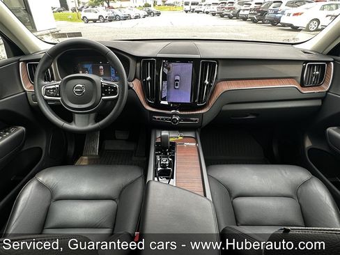 Used 2023 Volvo XC60 B5 Plus AWD/4WD image 19