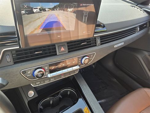 Used 2021 Audi A4 2.0T Premium w/ Convenience Package image 23