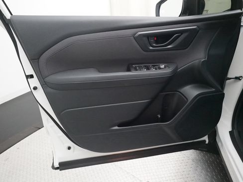 Certified 2026 Subaru Forester Premium AWD/4WD image 27