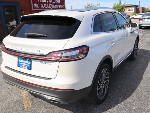 Used 2019 Lincoln Nautilus Reserve AWD/4WD image 7