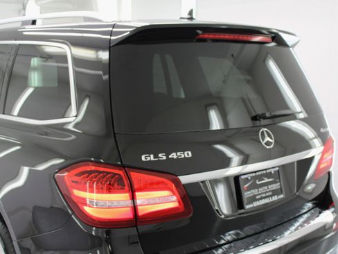 Used 2018 Mercedes-Benz GLS 450 4MATIC w/ Premium Package image 20